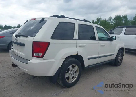 2007 Jeep Grand Cherokee Laredo z USA, uszkodzony, nr VIN 1J8GR48K57C605649